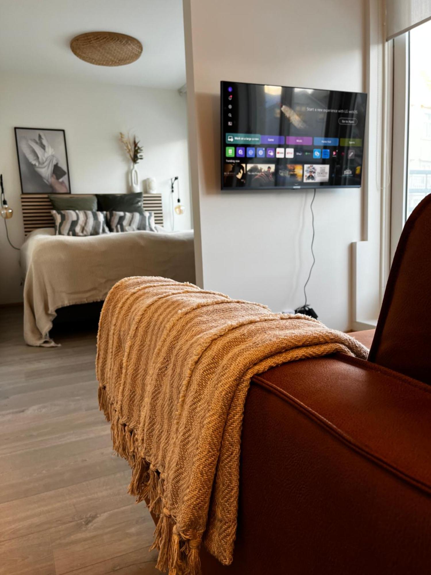 Charming Deluxe Apartment Akureyri Luaran gambar
