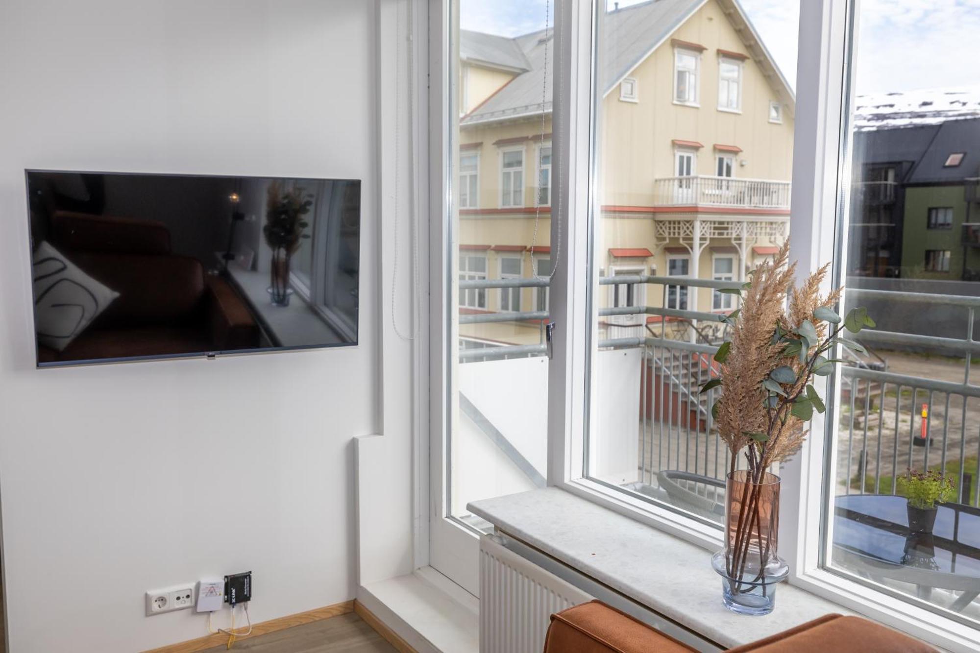 Charming Deluxe Apartment Akureyri Bilik gambar