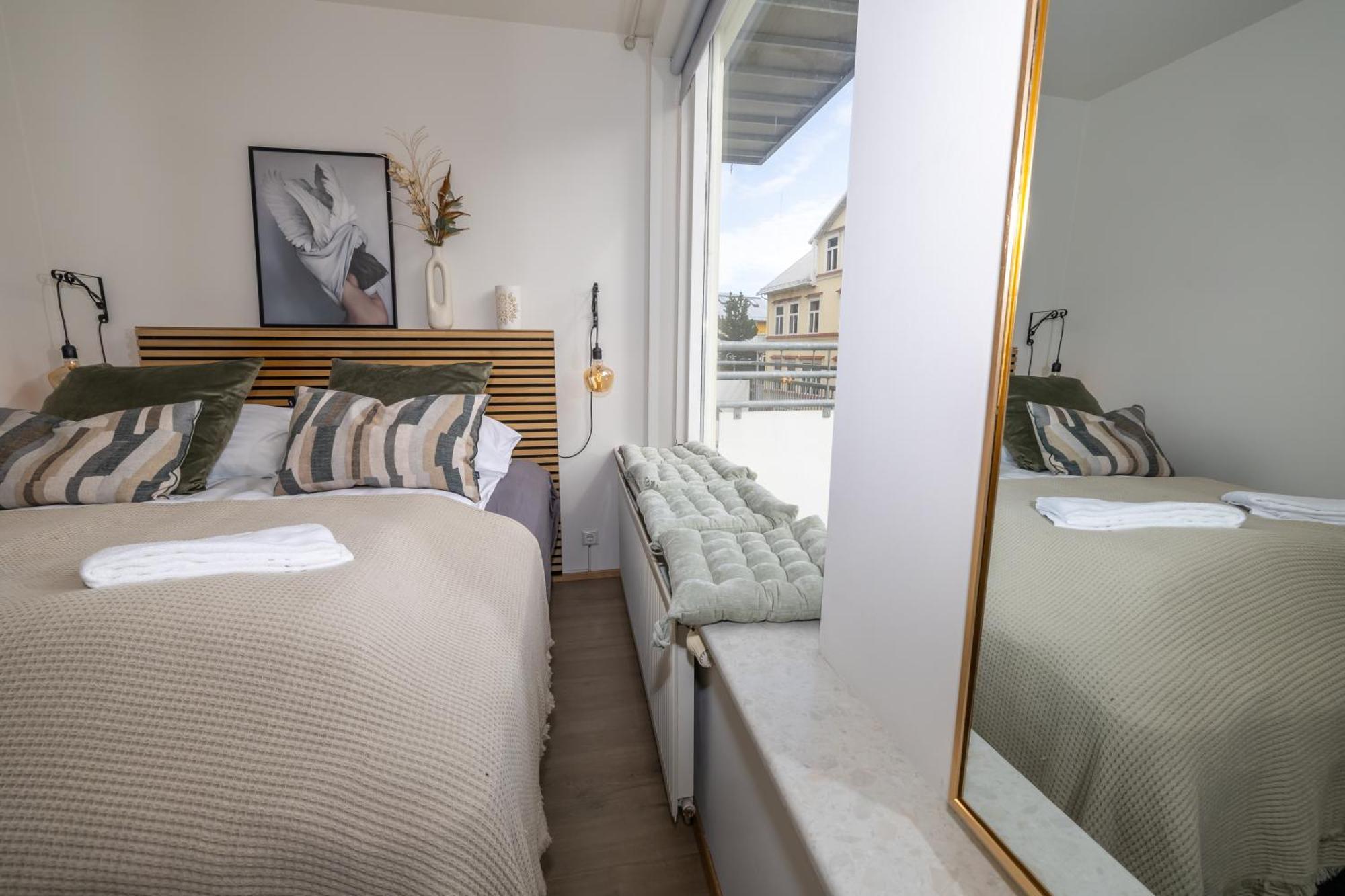 Charming Deluxe Apartment Akureyri Bilik gambar